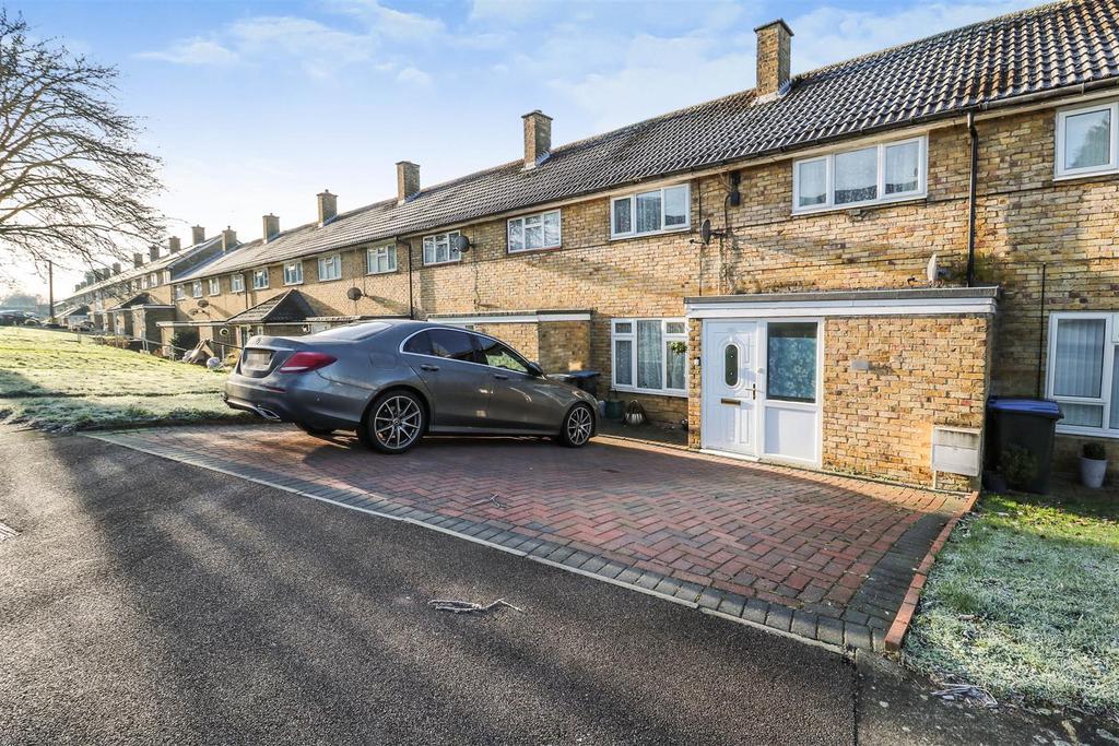 Fold Croft, Harlow 3 bed terraced house for sale £325,000
