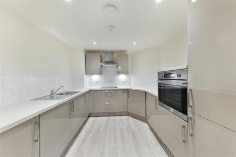 2 bedroom retirement property for sale - 134 Great Tattenhams, Epsom
