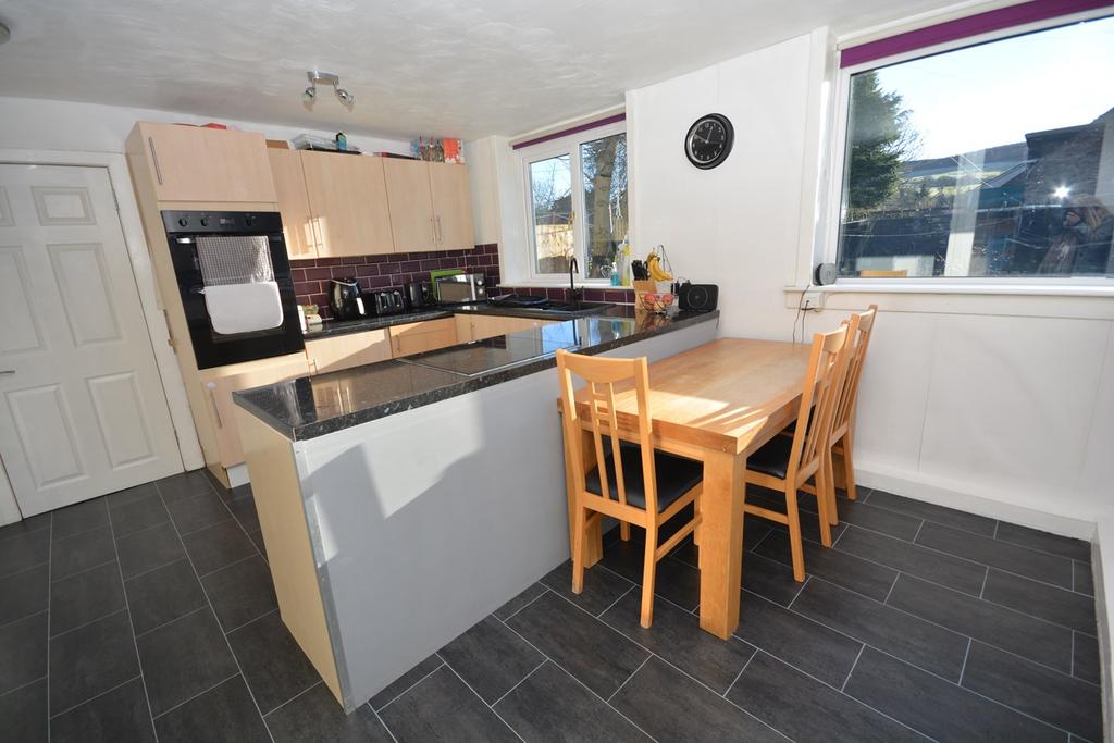 West Main Street, Darvel, KA17 4 bed semidetached house £109,995