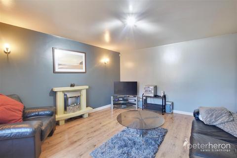 2 bedroom flat for sale - Carley Road, Southwick, Sunderland