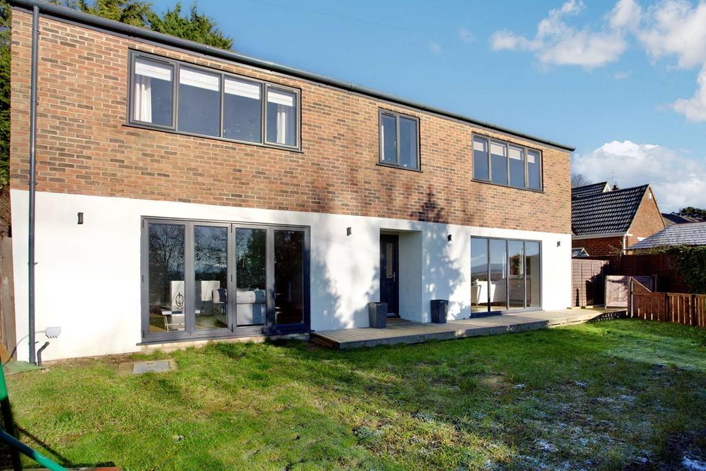 Gypsy Lane, Nunthorpe, Middlesbrough, TS7 4 bed detached house £445,000