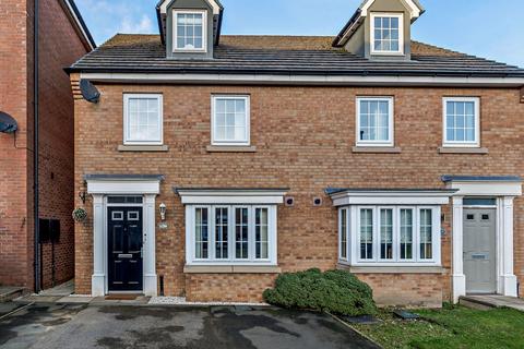 3 bedroom semi-detached house for sale - Bedale Road, Castleford, WF10