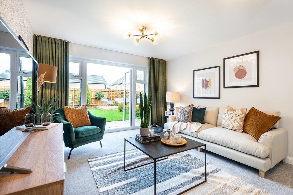 Winstone Ramsey Lounge