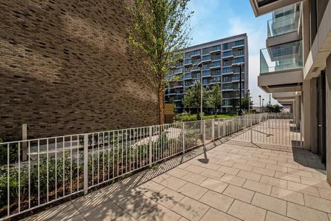 1 bedroom apartment to rent, Fairwater House, Royal Wharf, London, E16