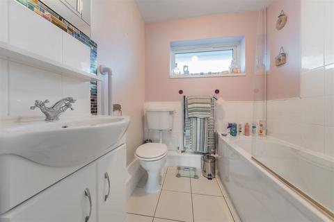 21a Felpham Way, Bognor Regis, PO22 8PT