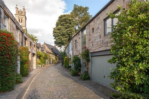20/1 Circus Lane, Edinburgh, EH3 6SU