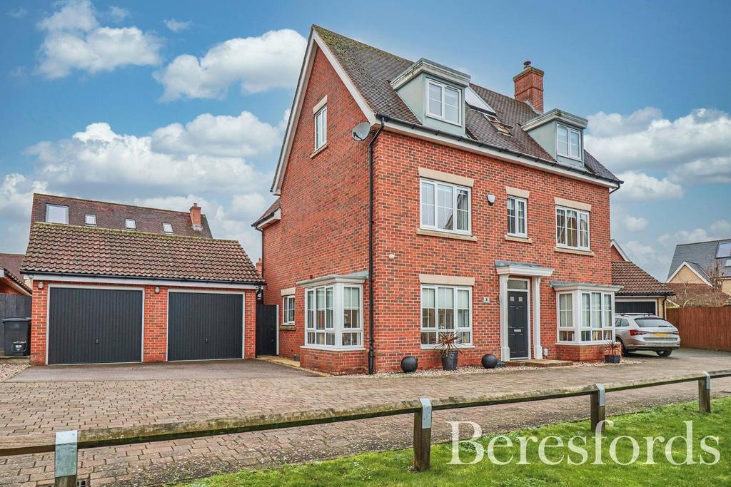 Chapmans Close, Little Canfield, CM6 5 bed detached house £650,000