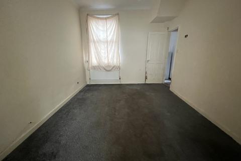 2 bedroom terraced house for sale - Beaumont Road, North Ormesby, Middlesbrough, North Yorkshire, TS3 6NP