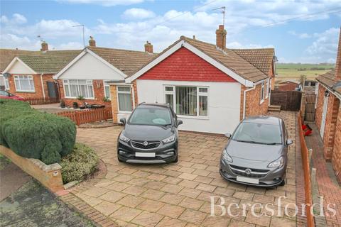 4 bedroom bungalow for sale - Fleetwood Avenue, Holland-on-Sea, CO15