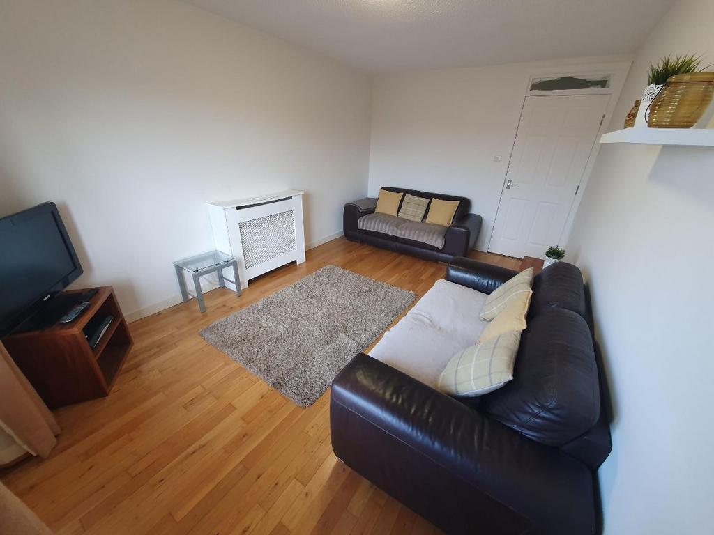 Apartment in Paisley - View 3
