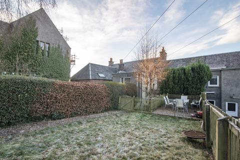 17 Commissioner Street, Crieff, PH7 3AY