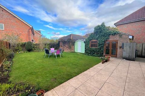 4 bedroom detached house for sale - Lilleshall Avenue, Monkston, Milton Keynes, MK10