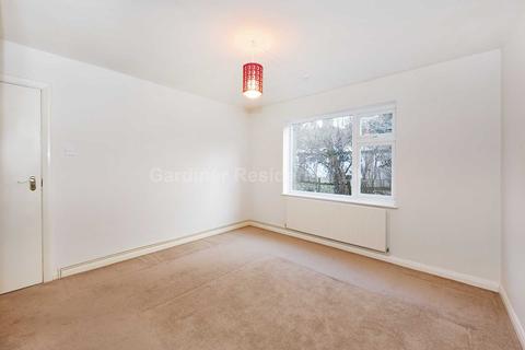67 Webster Gardens, London, W5 5NB