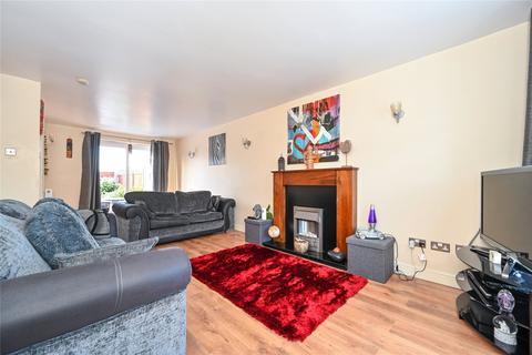 3 bedroom semi-detached house for sale - Bittell Close, Moseley Parklands, Wolverhampton, West Midlands, WV10
