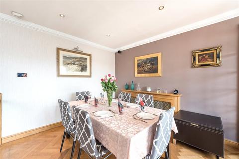 3 bedroom flat for sale, Southwick Street, London, W2