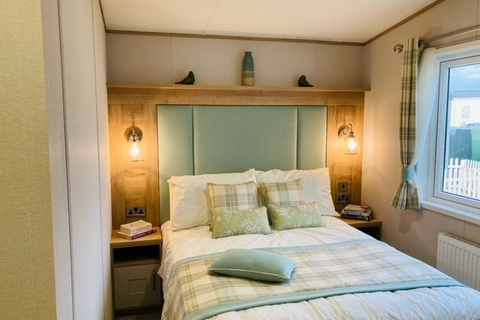 2 bedroom lodge for sale - Oaklands, Nr Clacton-On-Sea