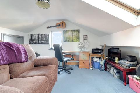 110 Arncliffe Drive, Knottingley, WF11 8SS