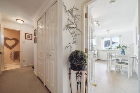 55 Fairfield Drive, Clarkston, G76 7YH