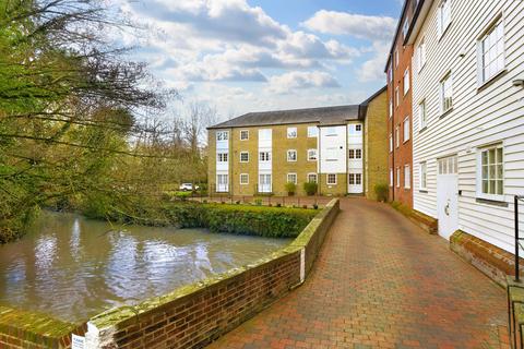 2 bedroom retirement property for sale - The Causeway, Canterbury CT1