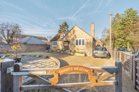 Thames Meadow Hedsor Road, Bourne End, SL8 5DP