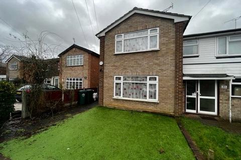 3 bedroom semi-detached house to rent, Silverdale Court, Leacroft, Staines-upon-Thames, Surrey, TW18