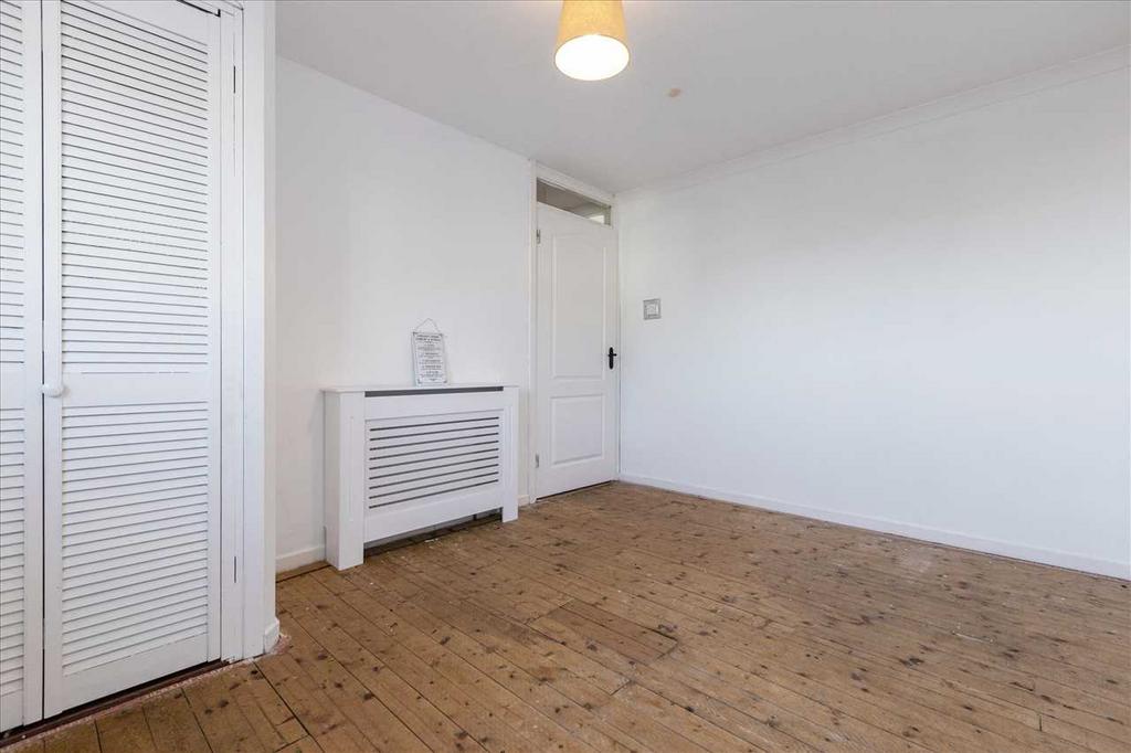 Bedroom Two (3)