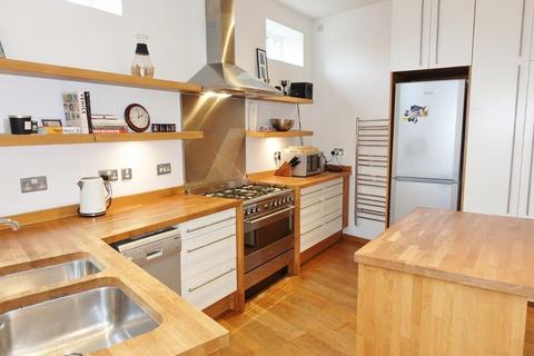 4 bedroom semi-detached house to rent, Audley House Stables, Sackville Street, Newmarket