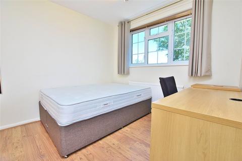 4 bedroom semi-detached house to rent, Southway, Guildford, Surrey, GU2