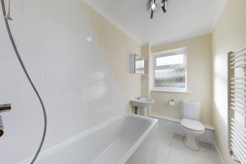 28 Copners Drive, Holmer Green, High Wycombe, HP15 6SG