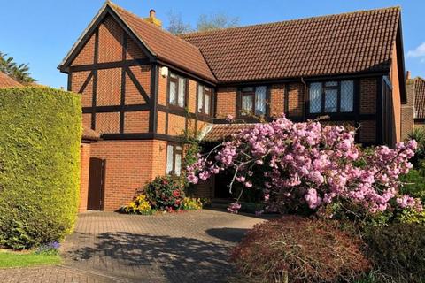 14 Chatsworth Close, West Wickham, BR4 9QS