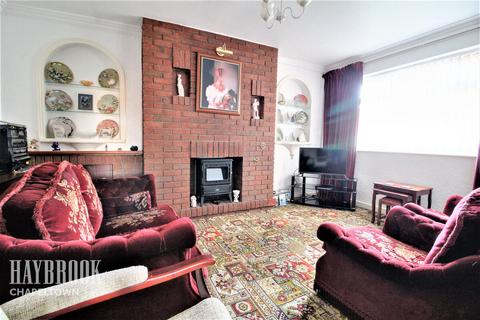20 Burn Grove, Chapeltown, Sheffield, S35 1SN