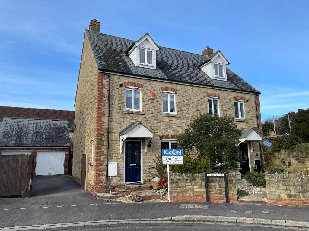 Coles Close, Wincanton BA9 4 bed semidetached house for sale £300,000