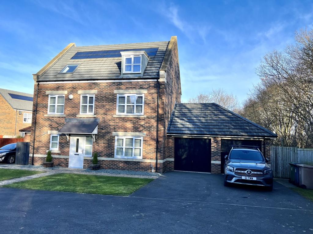 The Darlings, Hart, Hartlepool... 5 bed detached house £350,000