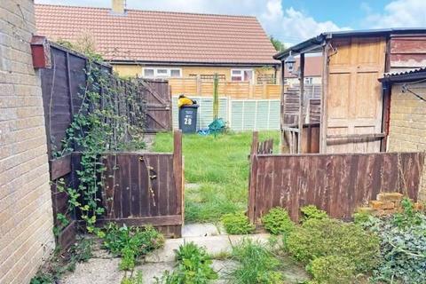 28 Summerfields, Henstridge, Templecombe, BA8 0SZ
