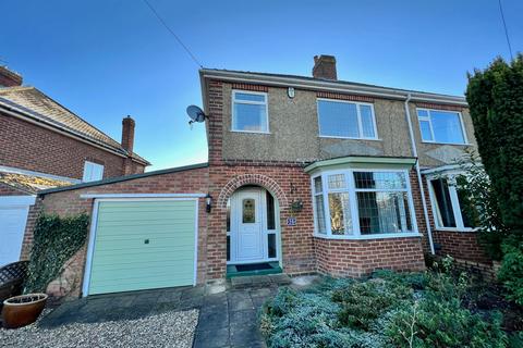 3 bedroom semi-detached house to rent - 26 Legbourne Road Louth LN11 8ER