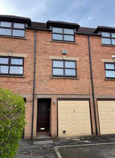 2 bedroom mews to rent, Ferndale Court, Coleshill, West Midlands, B46