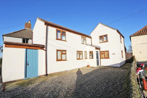 3 bedroom cottage for sale - Mill Road, Stokesby, Great Yarmouth, NR29