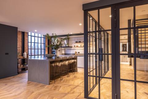 4 bedroom apartment for sale - Switch House East, Battersea Power Station, SW11