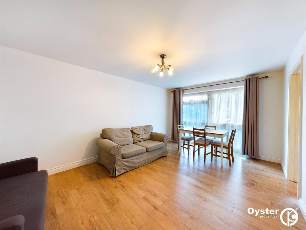 Pickering Court, Granville Road, London, N22 1 bed apartment £1,450