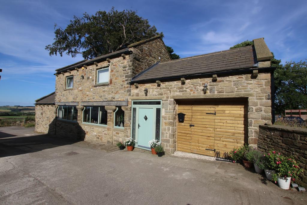Mortimer Road, Penistone 4 bed barn conversion for sale £585,000