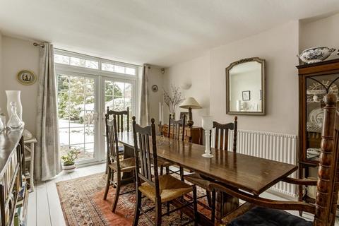 24 Bournside Road, Cheltenham, GL51 3AH