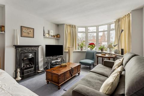 24 Bournside Road, Cheltenham, GL51 3AH