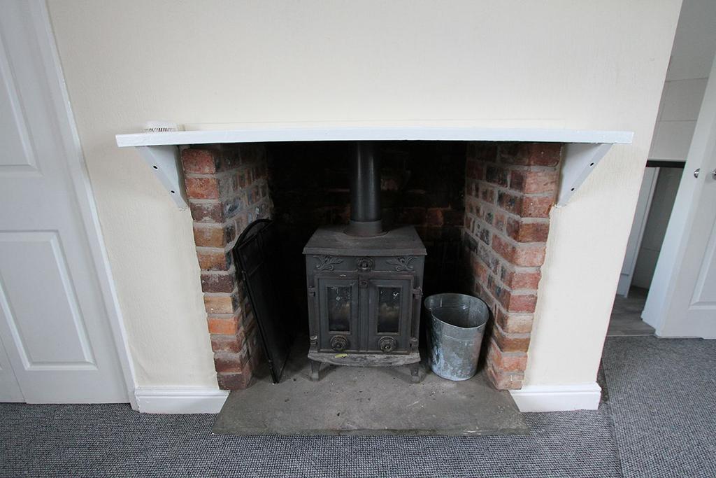 Morden Avenue, AshtoninMakerfield... 3 bed terraced house £129,995