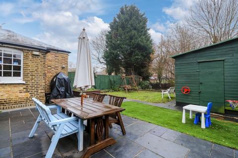 31 Government Row, Enfield, EN3 6JN