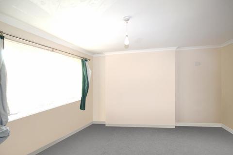 2 bedroom maisonette to rent, Harrow Road, Wembley, Middlesex HA0