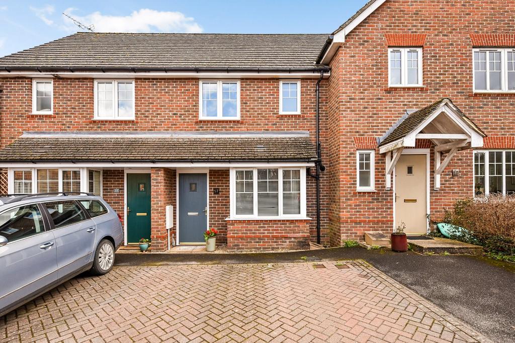 Lark Rise, Liphook, Hampshire 2 bed terraced house for sale £325,000