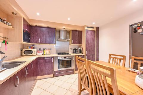 Flat 7, Stevens House Jerome Place, Kingston Upon Thames, KT1 1HX