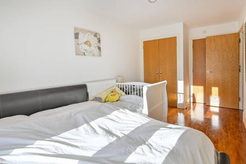Flat 7, Stevens House Jerome Place, Kingston Upon Thames, KT1 1HX