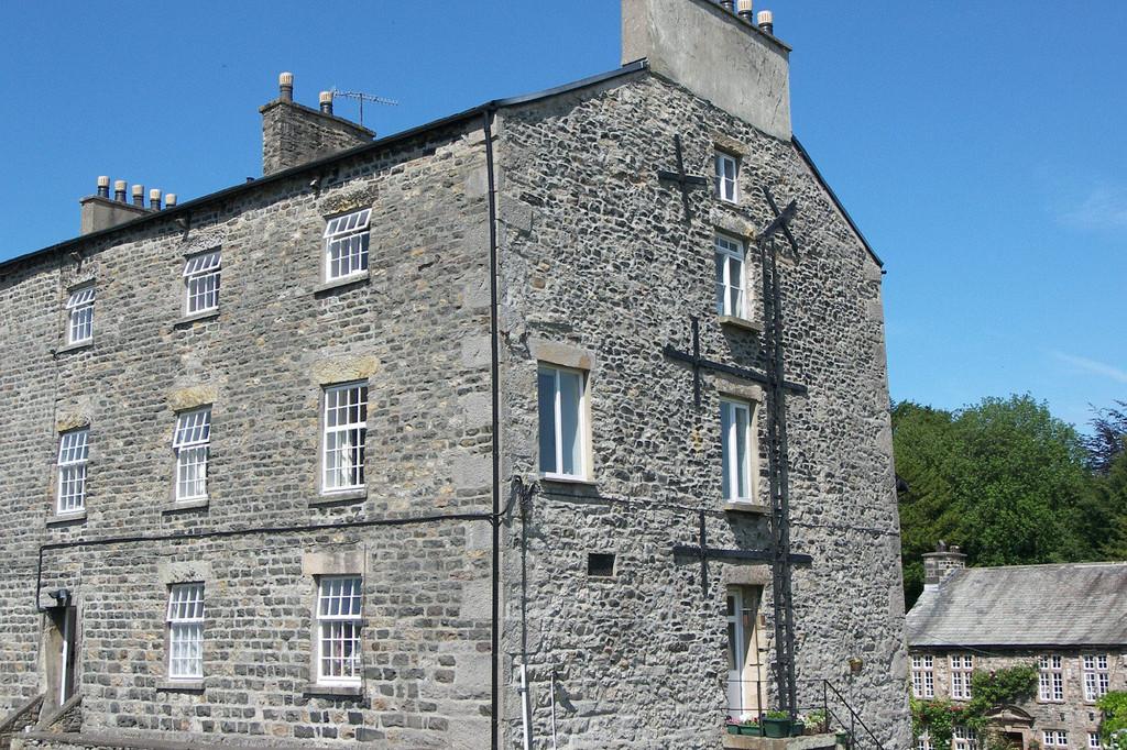 Kirkby Lonsdale - 2 bedroom flat to rent