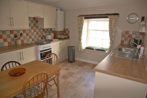 2 bedroom flat to rent, Flat 6, Mill Brow House, Kirkby Lonsdale, LA6 2AT